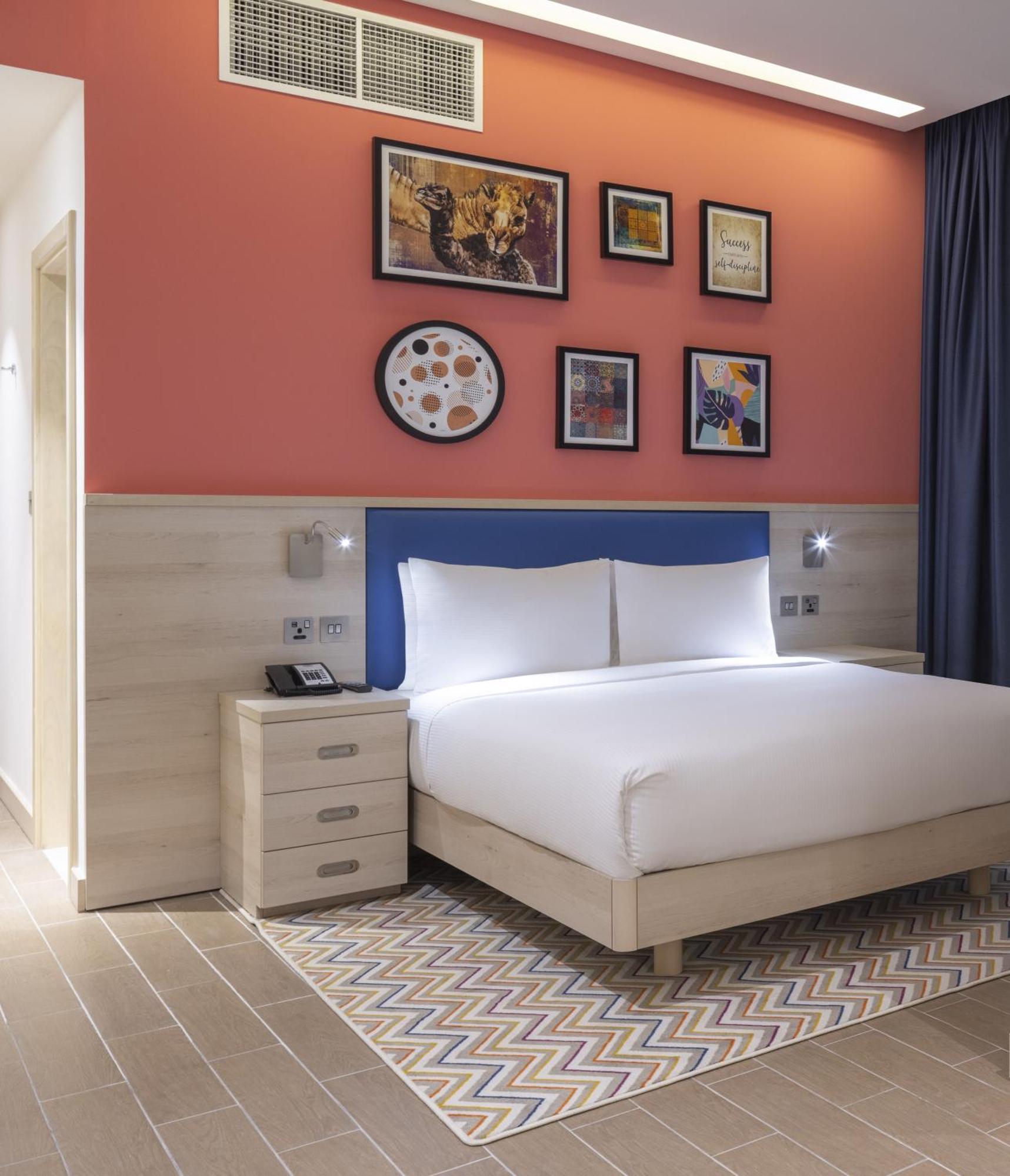 Hampton By Hilton Doha Old Town Hotell Exteriör bild